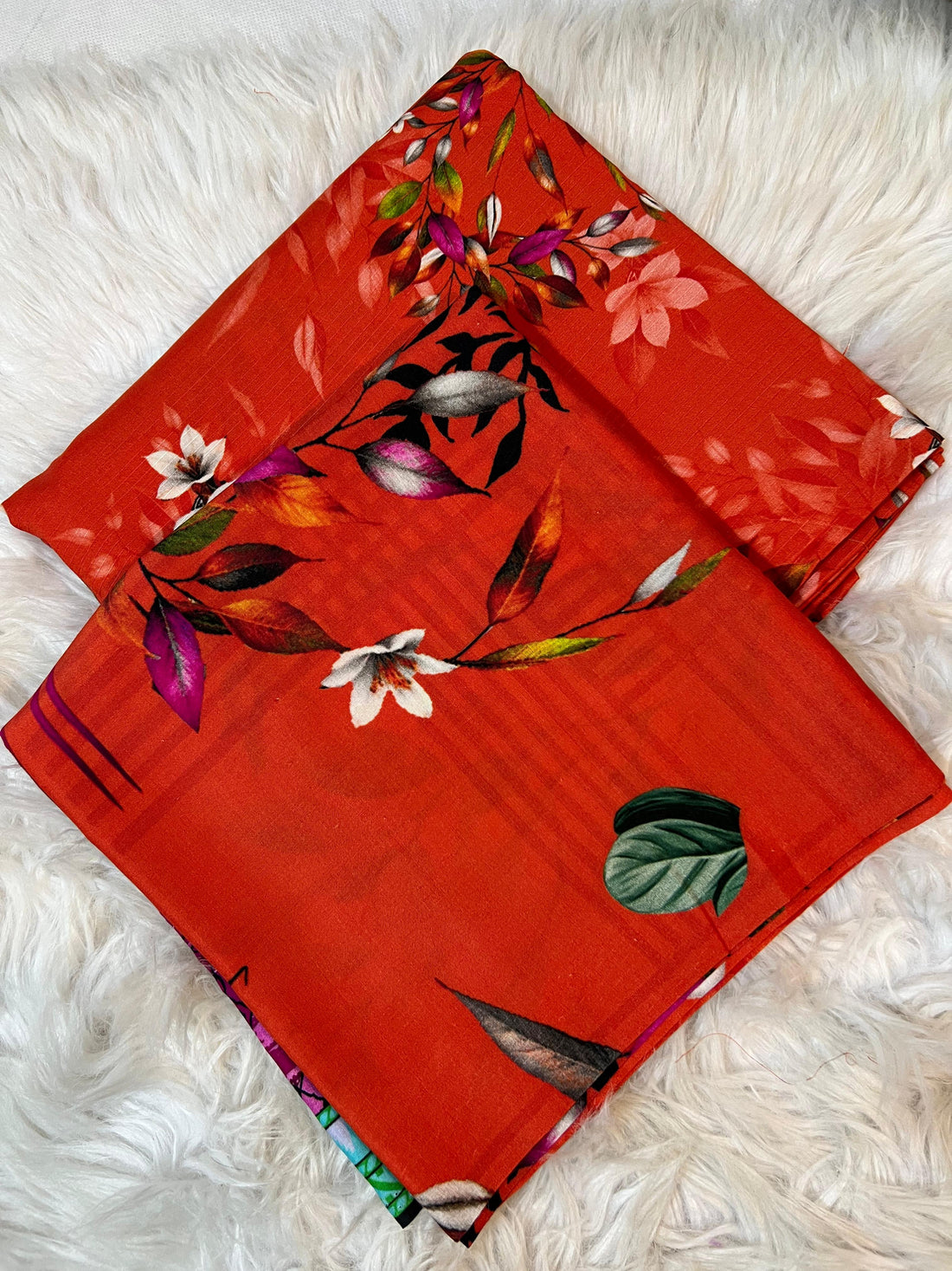 Bana Doria Linen 3PC – Red Blossom